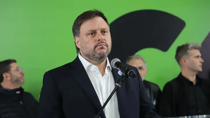 leandro-santoro-admitio-la-derrota-luego-conocerse-los-resultados-oficiales-las-elecciones-portenas