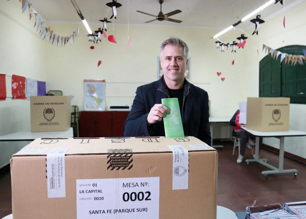 Busatto votando-1
