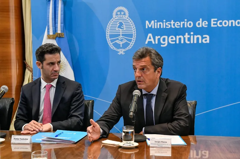 sergio-massa-matias-tombolini-plan-ahora-10-celulares