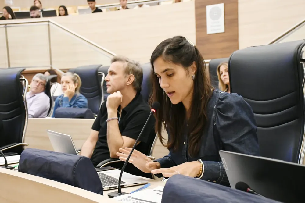 WhatsApp_Image_2024-11-24_at_13.00.43[1]